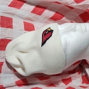 Reebok NFL Arizona Cardinals Beanie - Cozy Fanwear, White with Logo